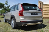 Volvo привезла в Россию новый ХС90